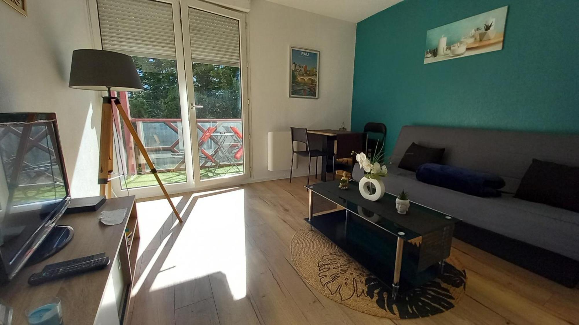 Le Petit Park-Studio-Terrasse- Piscine-Wifi Fibre Apartment Pau Exterior photo